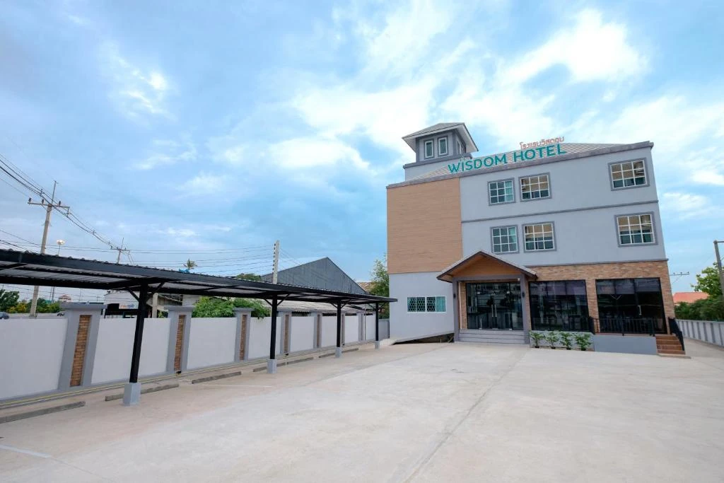 Wisdom Hotel Samut Songkhram