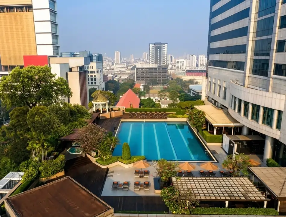 25-meter outdoor swimming pool at Pathumwan Princess Hotel Bangkok