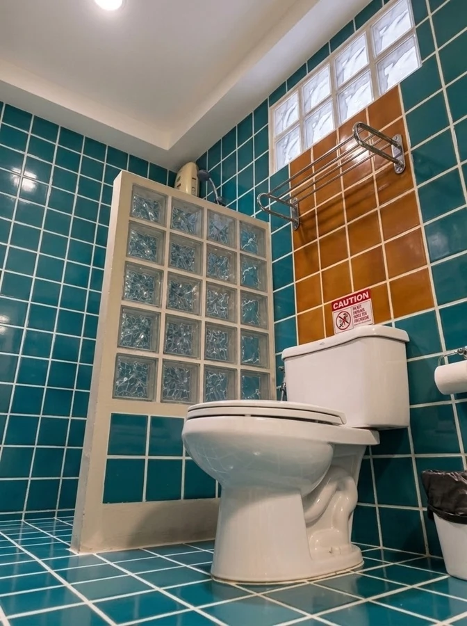 Bathroom at Villa Cha-Cha Banglumphu Bangkok