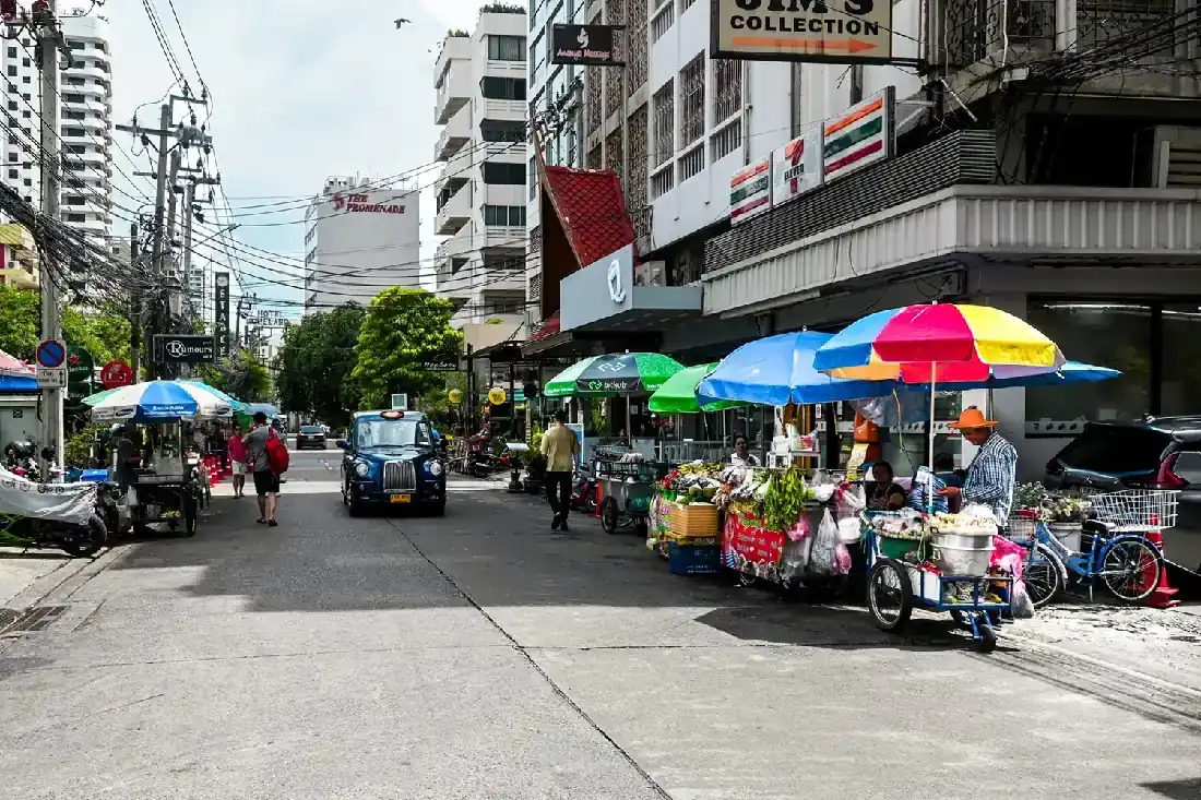 Street food stalls on Sukhumvit Road in Bangkok